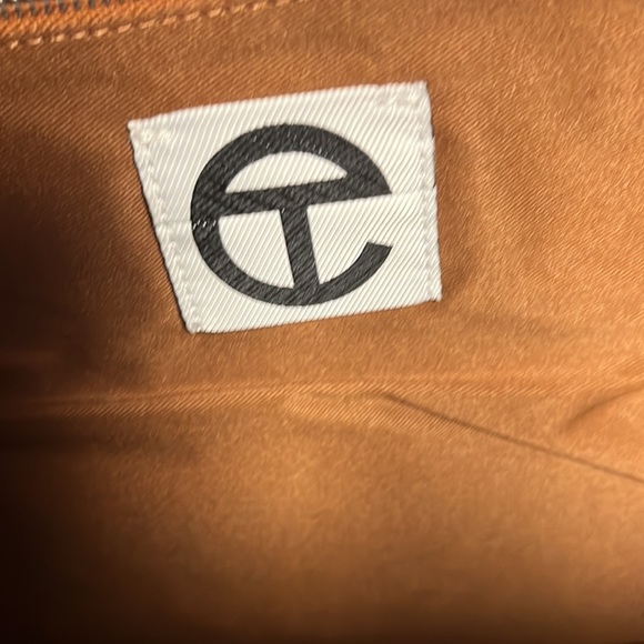 Large tan Telfar - Picture 8 of 8